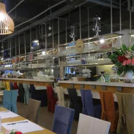 Kl Tower Studio Legazpi Village, Makati Near Greenbelt & Aim Makati มะนิลา ภายนอก รูปภาพ